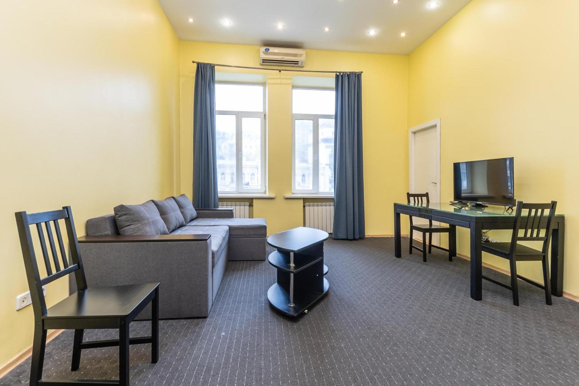 Kievacccommodation Near Gulliver 24H Self Check-In Kültér fotó